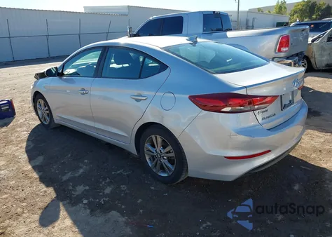 2018 Hyundai Elantra Value Edition из США, поврежденный, VIN KMHD84LF9JU468770